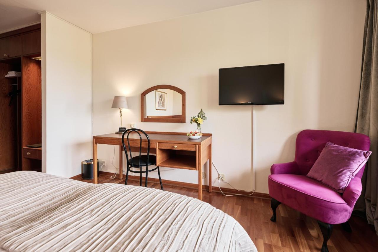 First Hotel Бенгцфорш Екстериор снимка