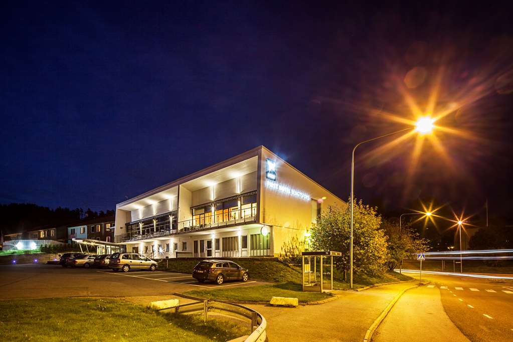 First Hotel Бенгцфорш Екстериор снимка